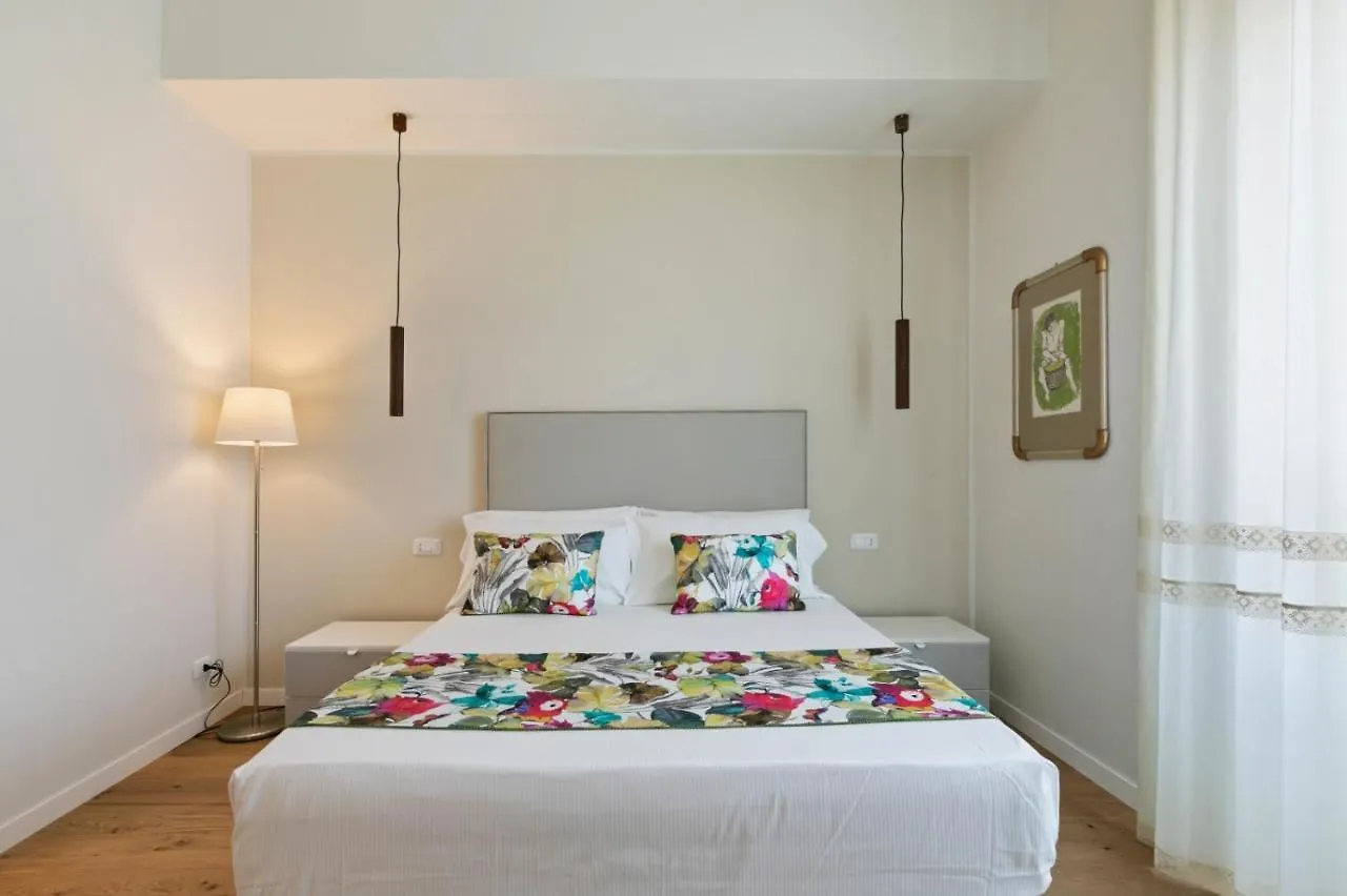Nothotel Palermo Luxury Guest House Italien